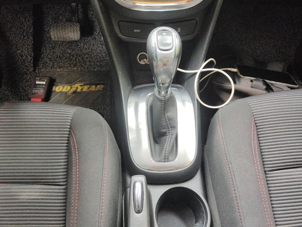 Buick Encore 2015, 95800 км, за 5555 USD - фото 17