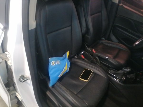 Buick Encore 2016, 99100 км, за 6308 USD - фото 23