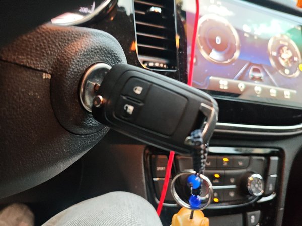 Buick Encore 2017, 63099 км, за 4981 USD - фото 12