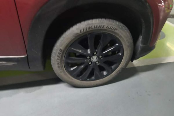 Buick Encore 2020, 55400 км, за 6025 USD - фото 8