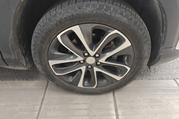 Buick Encore 2021, 22800 км, за 9055 USD - фото 8