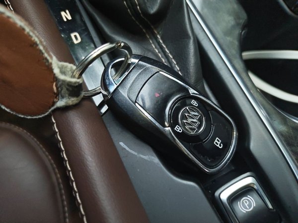 Buick Envision 2016, 76300 км, за 5620 USD - фото 9