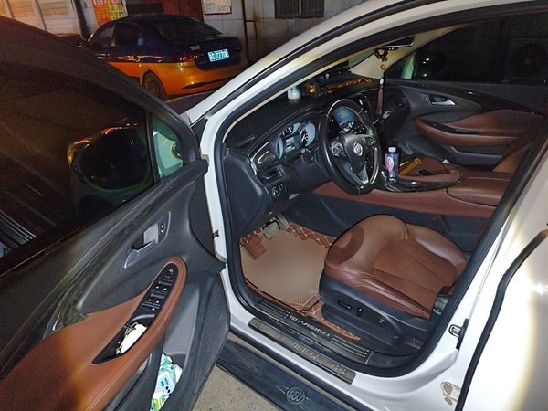 Buick Envision 2016, 94000 км, за 6855 USD - фото 17
