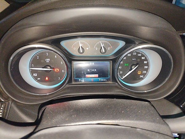 Buick Envision 2016, 94000 км, за 6855 USD - фото 12