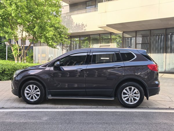 Buick Envision 2016, 65400 км, за 9953 USD