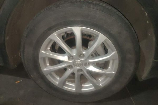 Buick Envision 2017, 64400 км, за 6398 USD - фото 8