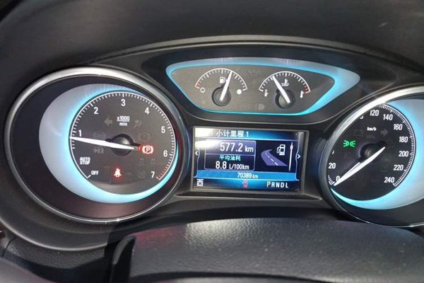 Buick Envision 2017, 70300 км, за 8832 USD - фото 12