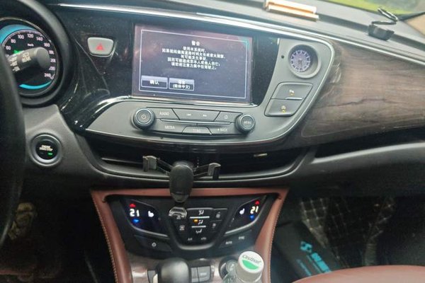 Buick Envision 2017, 124800 км, за 7143 USD - фото 21