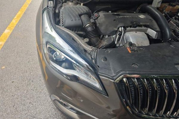 Buick Envision 2017, 124800 км, за 7143 USD