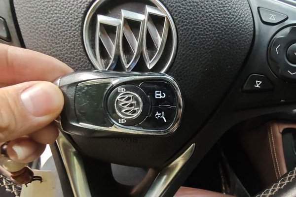 Buick Envision 2017, 124800 км, за 7143 USD - фото 28