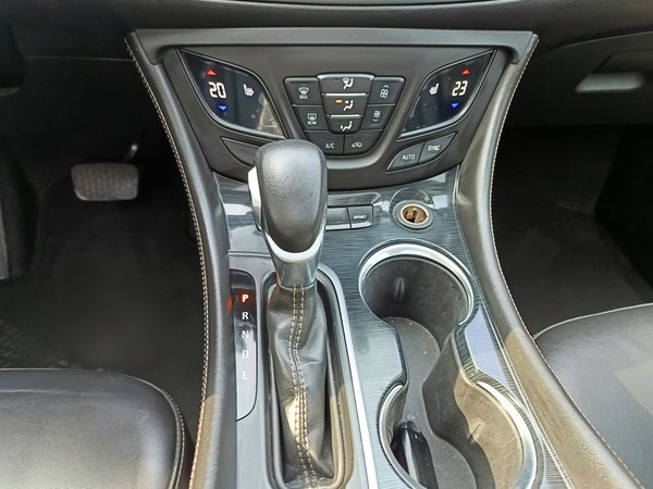 Buick Envision 2017, 85700 км, за 8306 USD - фото 17