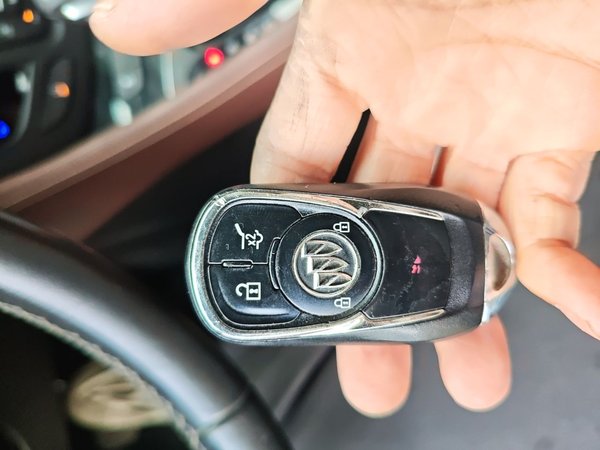 Buick Envision 2018, 35600 км, за 12299 USD - фото 17