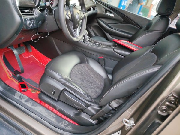 Buick Envision 2019, 110300 км, за 8559 USD - фото 16