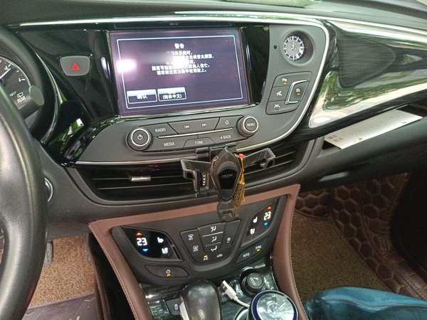 Buick Envision 2019, 52900 км, за 13659 USD - фото 12