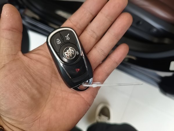 Buick Envision 2020, 67600 км, за 14276 USD - фото 12