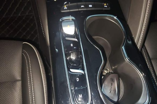 Buick Envision 2022, 53800 км, за 15269 USD - фото 29