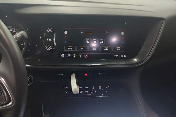 Buick Envision 2022, 52900 км, за 18239 USD - фото 20