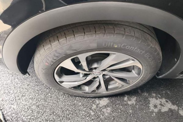 Buick Envision 2023, 26100 км, за 9999999 USD