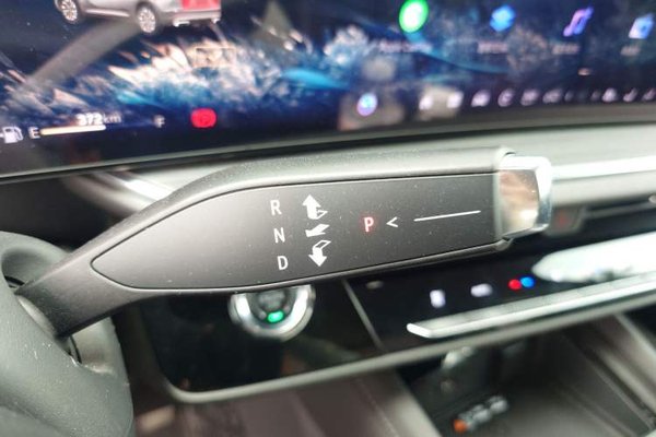 Buick Envision 2024, 27900 км, за 21273 USD - фото 10