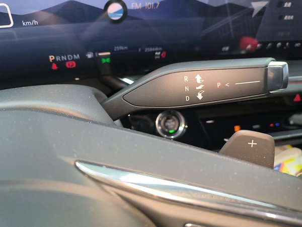 Buick Envision 2024, 25800 км, за 22159 USD