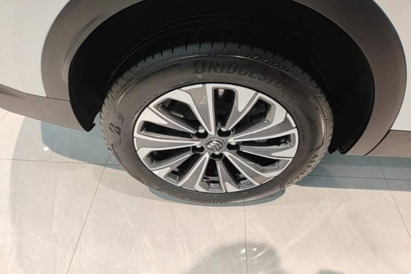 Buick Envision 2024, 28700 км, за 21975 USD - фото 10