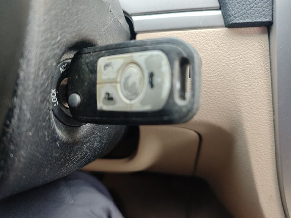 Buick Excelle 2013, 122400 км, за 2886 USD - фото 9