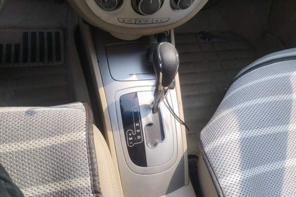 Buick Excelle 2013, 89300 км, за 2420 USD - фото 15