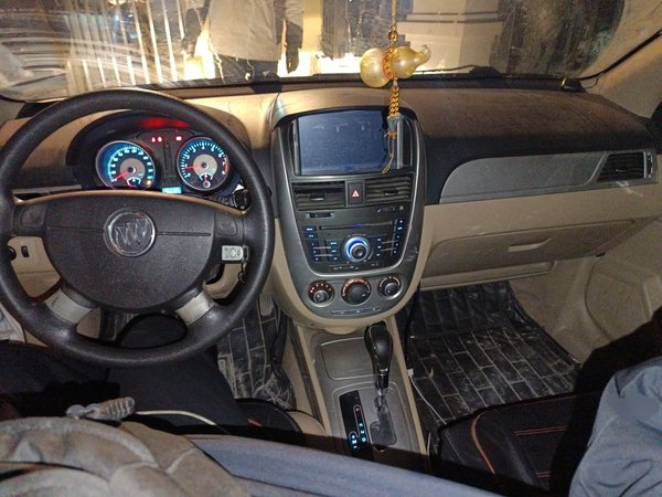 Buick Excelle 2013, 123699 км, за 2725 USD - фото 10