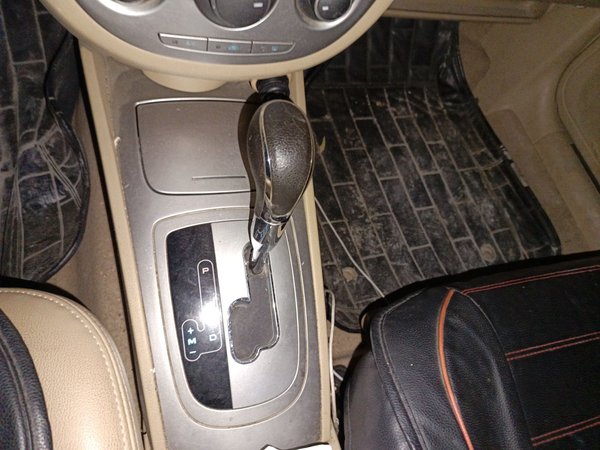 Buick Excelle 2013, 123699 км, за 2725 USD - фото 15