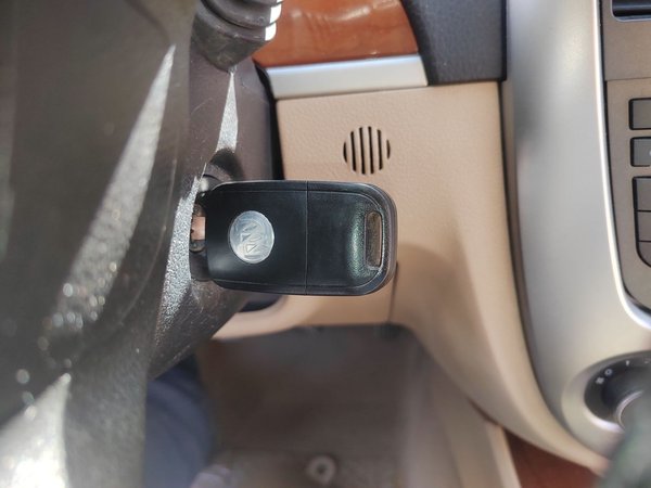 Buick Excelle 2013, 145700 км, за 2607 USD - фото 9