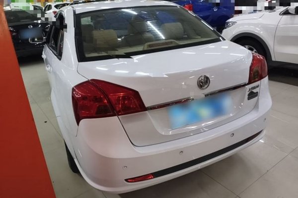 Buick Excelle 2013, 88300 км, за 3993 USD