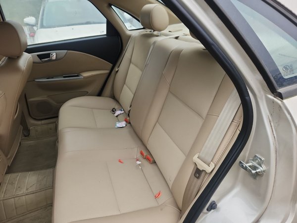 Buick Excelle 2013, 124000 км, за 4389 USD - фото 20