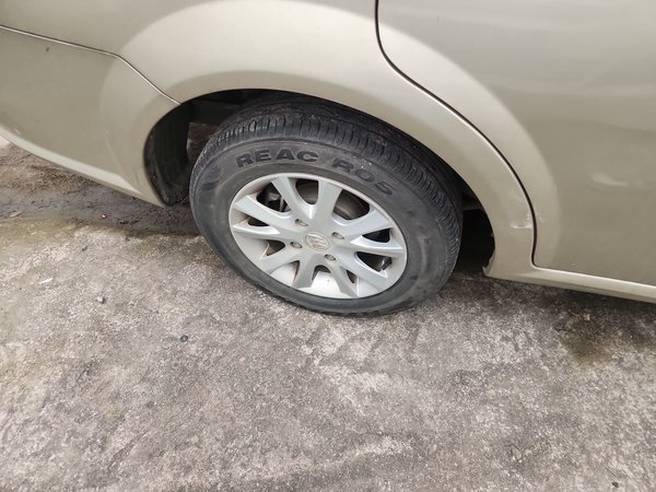 Buick Excelle 2013, 124000 км, за 4389 USD - фото 10