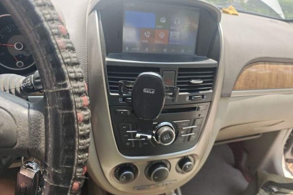 Buick Excelle 2015, 129900 км, за 2760 USD - фото 13