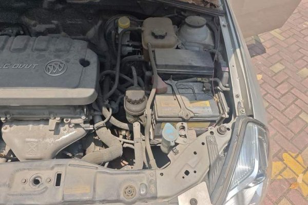 Buick Excelle 2015, 129900 км, за 2760 USD - фото 22