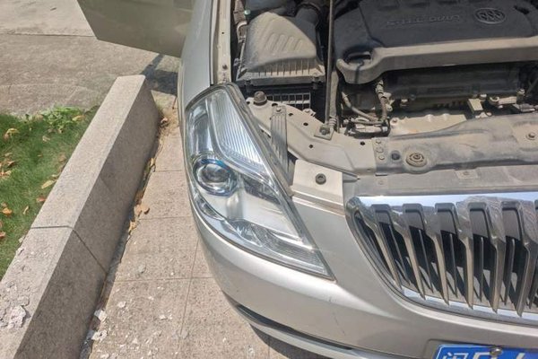 Buick Excelle 2015, 129900 км, за 2760 USD - фото 7