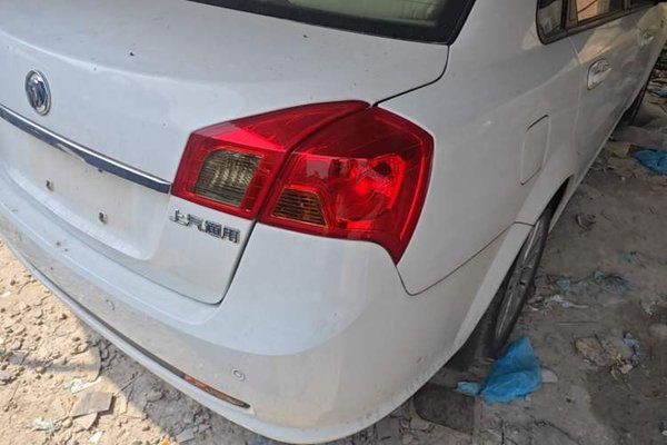 Buick Excelle 2015, 105300 км, за 4300 USD - фото 7