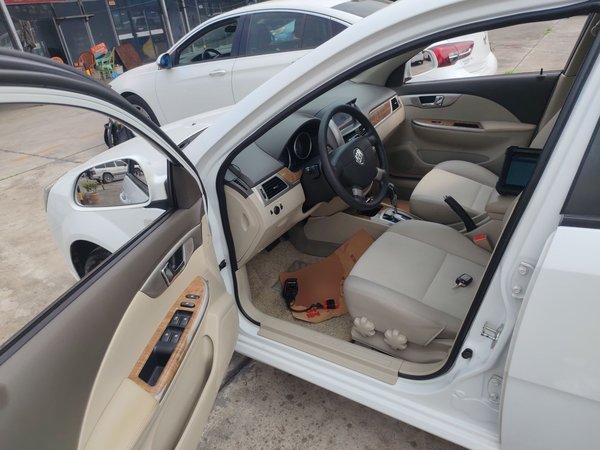 Buick Excelle 2015, 161100 км, за 4505 USD - фото 15