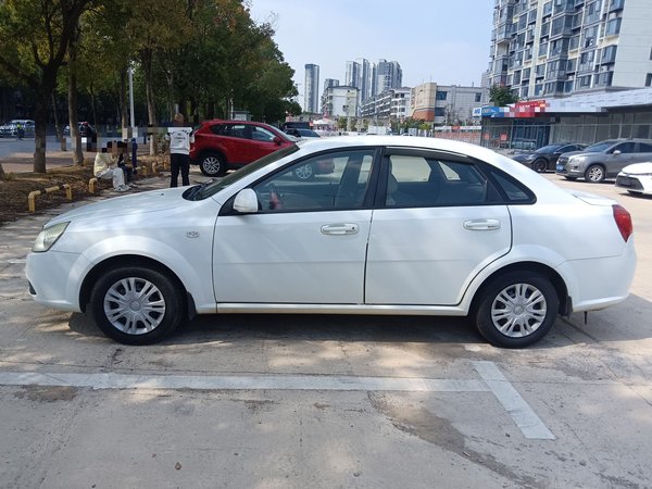 Buick Excelle 2015, 170799 км, за 4027 USD - фото 4