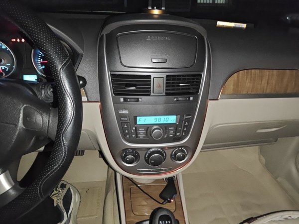 Buick Excelle 2015, 95700 км, за 2777 USD - фото 14