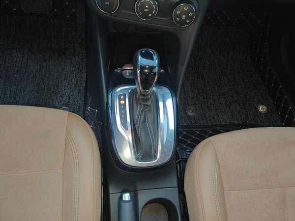 Buick Excelle 2018, 52200 км, за 5263 USD - фото 17