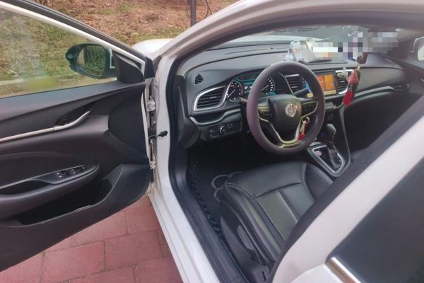 Buick Excelle GX 2018, 65199 км, за 4931 USD - фото 17