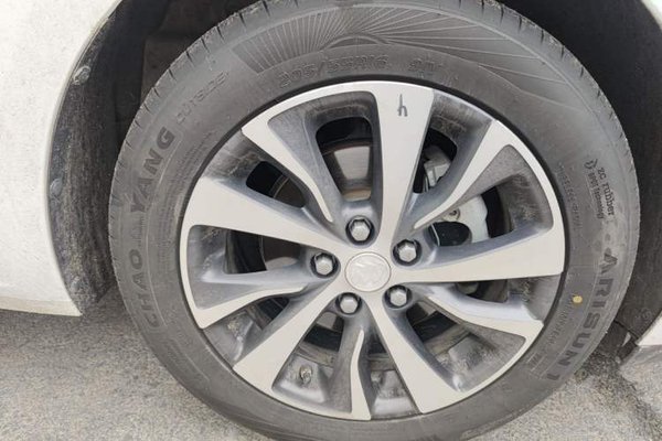 Buick Excelle GX 2019, 118600 км, за 4714 USD - фото 8