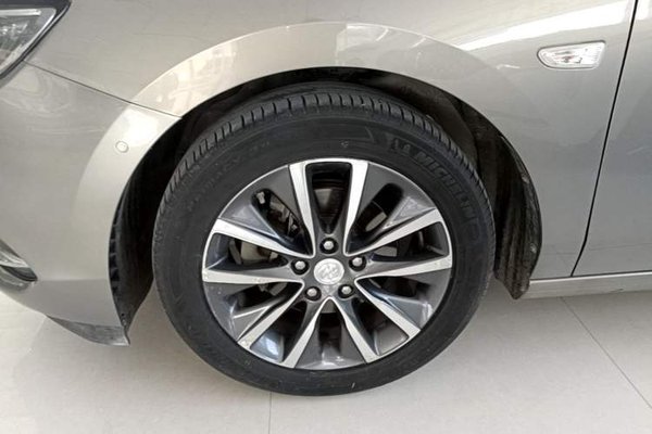 Buick GL6 2019, 83900 км, за 8278 USD - фото 8