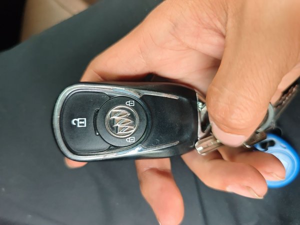 Buick GL6 2021, 44800 км, за 8905 USD - фото 9