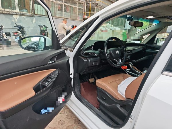 Buick GL6 2021, 44800 км, за 8905 USD - фото 17