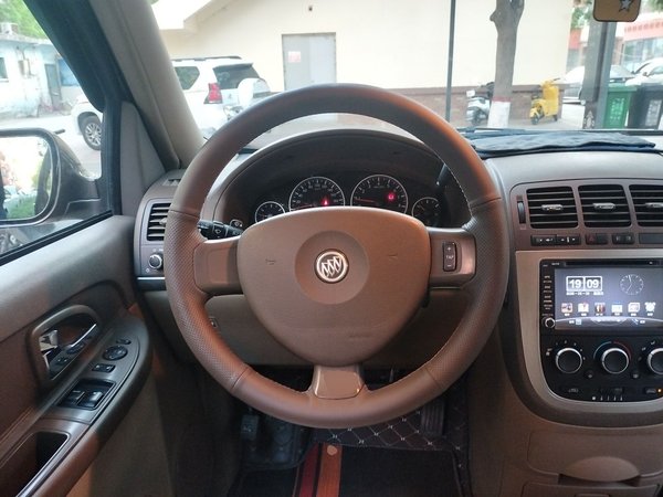 Buick GL8 2014, 122100 км, за 5052 USD - фото 11