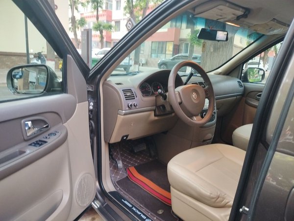 Buick GL8 2014, 122100 км, за 5052 USD - фото 17