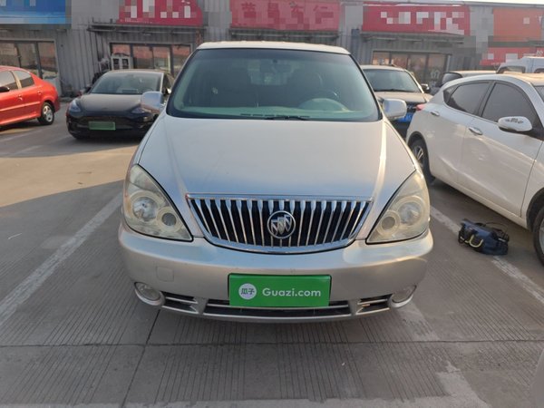 Buick GL8 2014, 152900 км, за 6370 USD