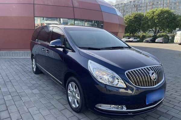 Buick GL8 2014, 21600 км, за 16372 USD